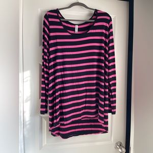 2XL pink and black strip Lularoe shirt